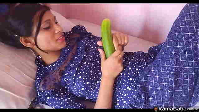 Insane HD Solo Play – Hot Girl Using Massive Cucumber for Pleasure